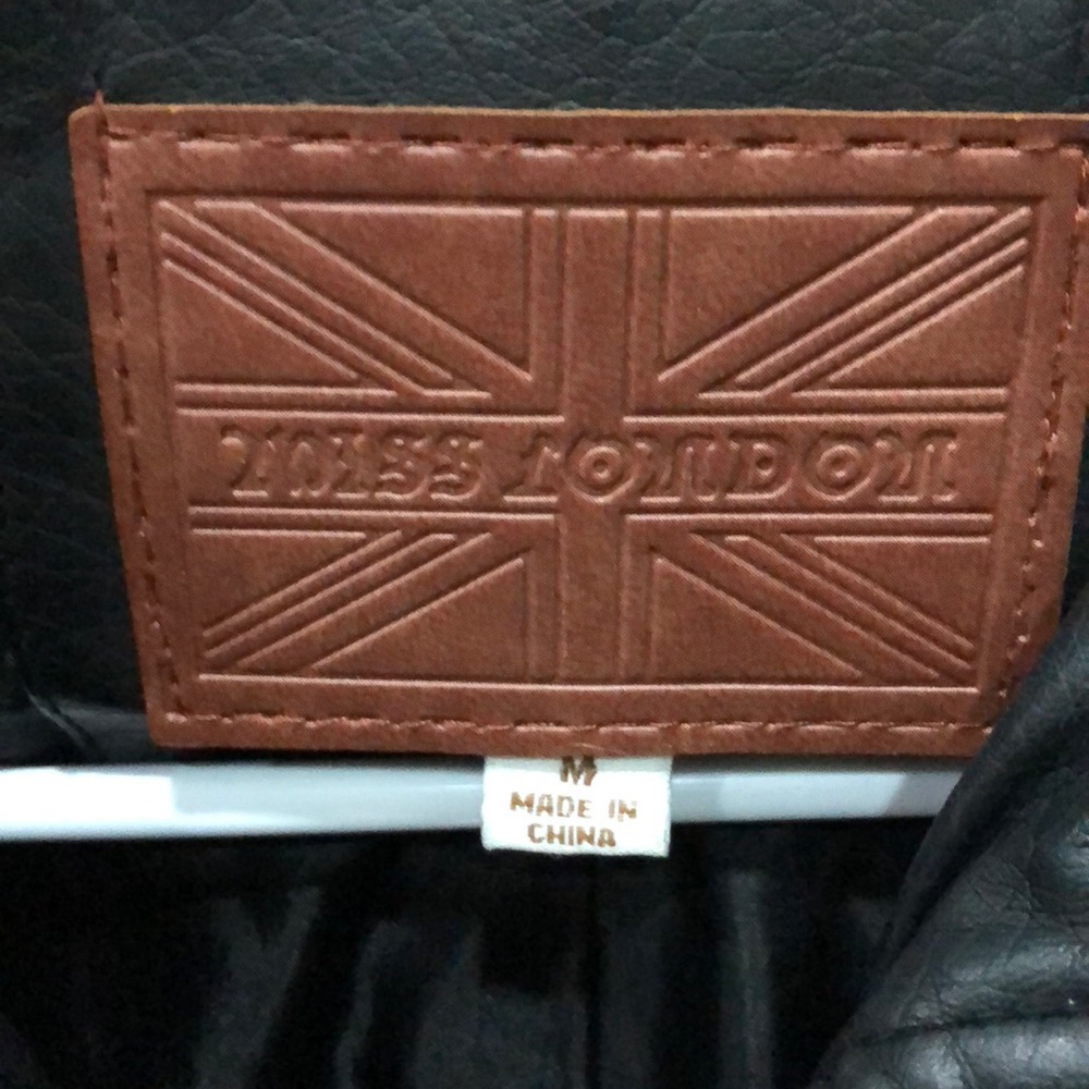 Jacket - Picture 2 of 8